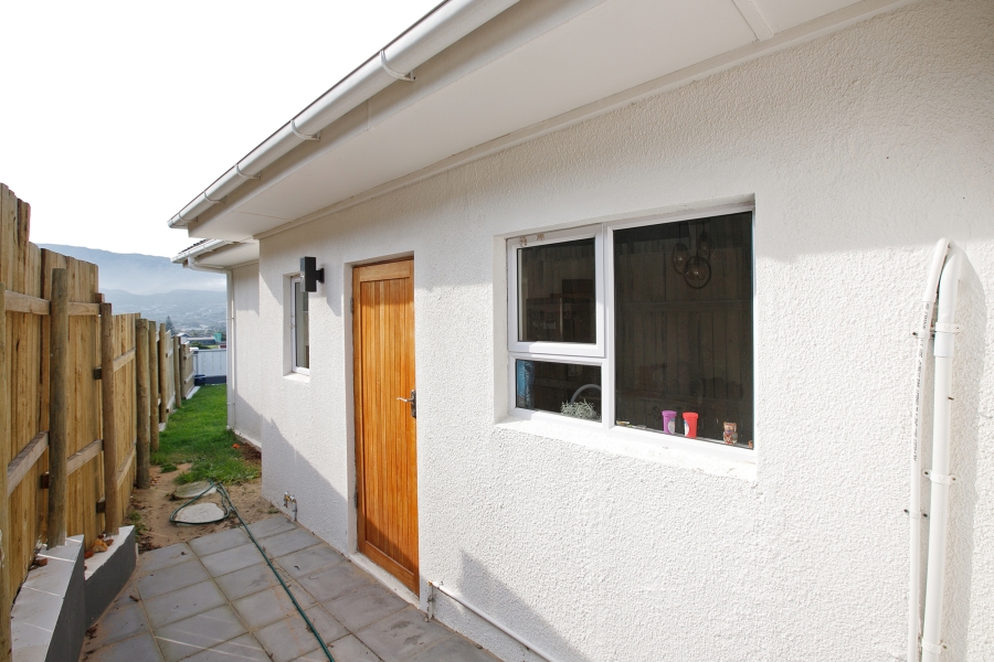 3 Bedroom Property for Sale in Capri Western Cape